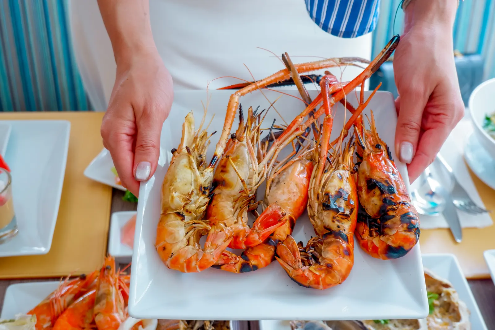 กุ้งแม่น้ำเผาไม่อั้น